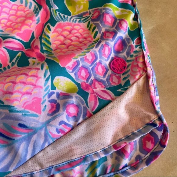 Lilly Pulitzer Ocean Trail Shorts In Maldives Green Turtle Wave - Picture 9 of 15